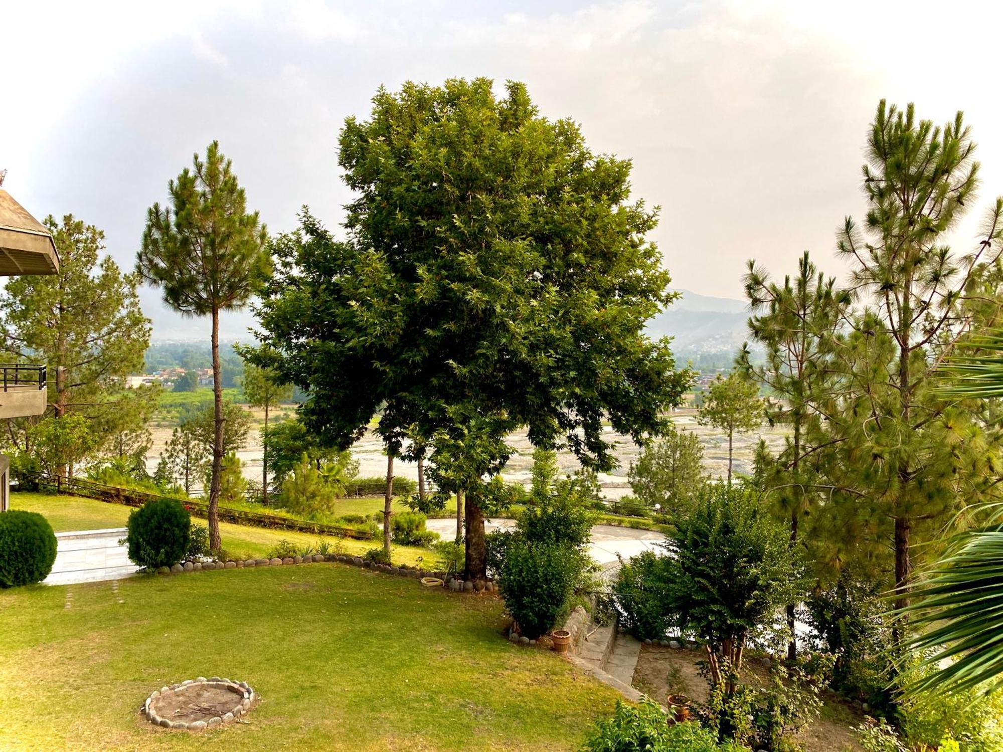 Rock City Resort Mingora Exteriör bild