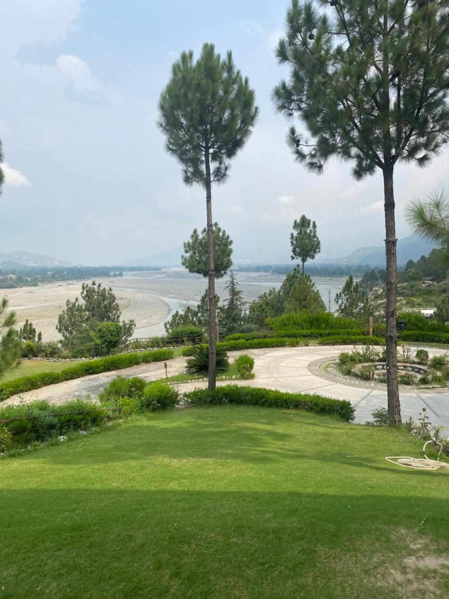 Rock City Resort Mingora Exteriör bild
