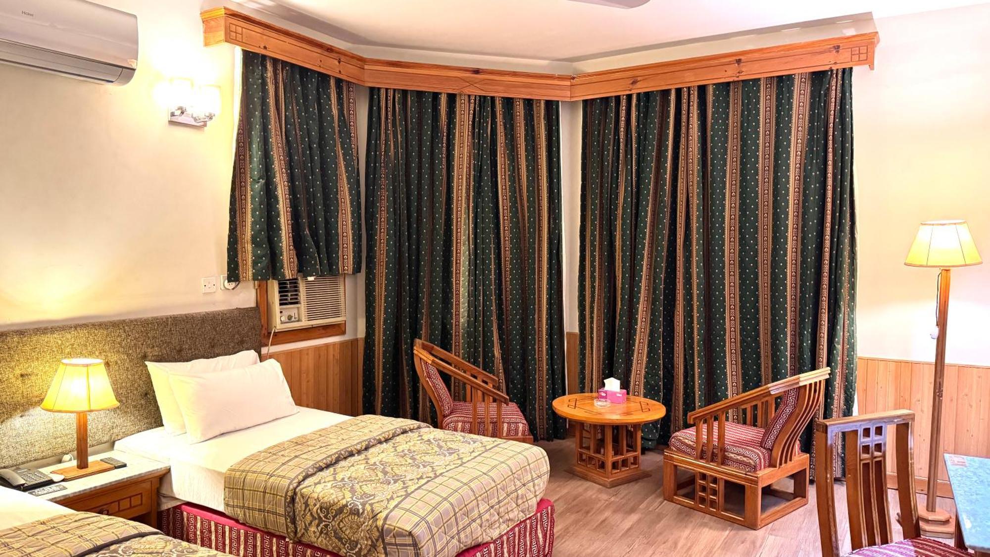 Rock City Resort Mingora Exteriör bild